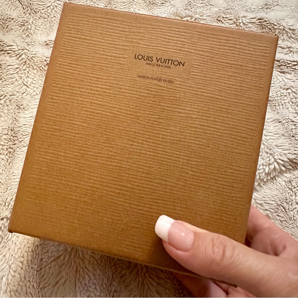 EUC Unique Louis Vuitton Small Box 5” x 5.5” x 2.75”
